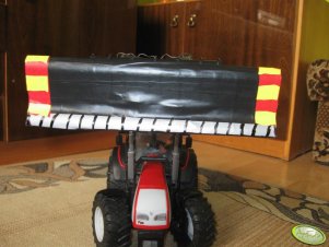 Valtra T191 + tur + pług do śniegu.