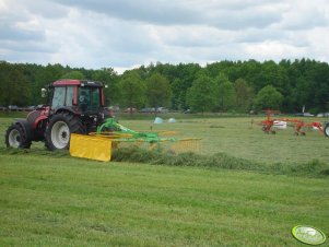 Valtra + zgrabiarka Samaszu