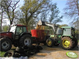 Valtra+paszowóz i john deere