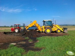 Władimirec T-25 A3 + JCB 3CX