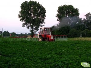 Władimirec T-25 + Opryskiwacz 300l/10m