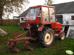 Władimirec T-25+ pług Lechia Puchaczów 2x30cm 