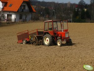 Władimirec T-25 + Siewnik 21 lejowy