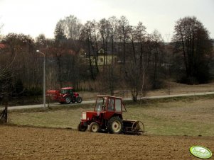 Władimirec T-25 + siewnik 26 lejowy