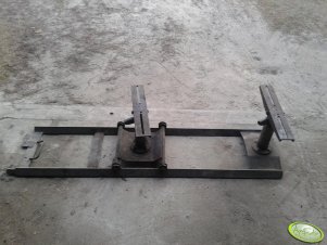 Wózek do rozpoławiania ciągników