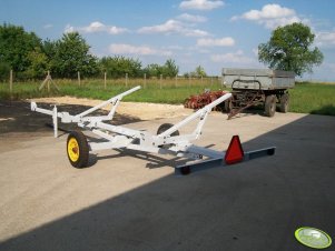 Wózek na heder John Deere