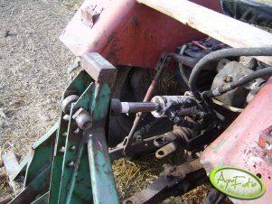 Zamiast cięgna mamy założony tłok o udzwigu 5 ton.