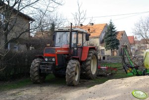 Zetor 10245 z agregatem Kombi 3m Unii