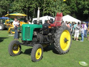 Zetor 25