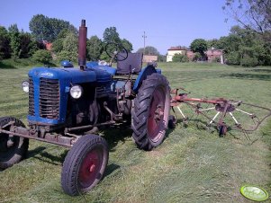 Zetor 25K + przewracarka FELLA