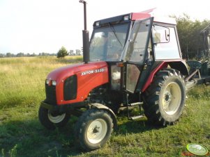 Zetor 3320