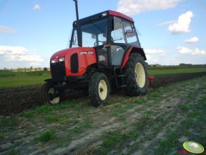 Zetor 3320