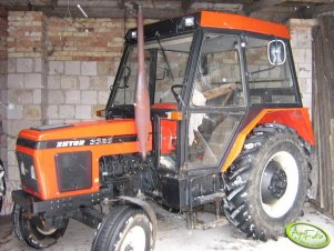 Zetor 3320