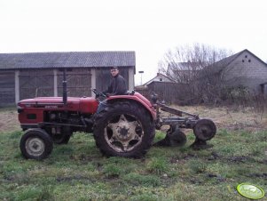 Zetor 3511 + pług