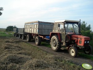 Zetor 5011 + 3 przyczepy