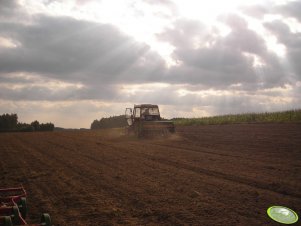 Zetor 5211 + Amazone D7 super S