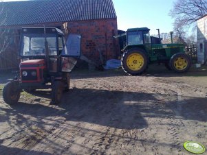 Zetor 5211 i John Deere 3040