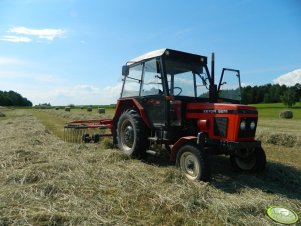 Zetor 5211 + Kverneland Taarup 9043