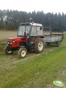 Zetor 5211 + rozrzutnik