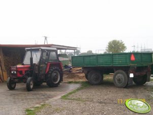  Zetor 5211 z przyczepą 