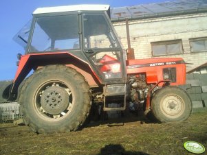 Zetor 5211.