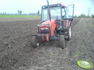 Zetor 5320 i pług 3X33