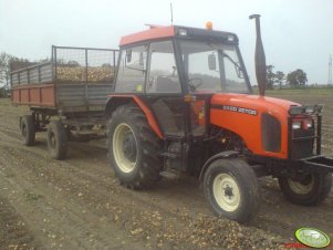 Zetor 5320 i Przyczepa