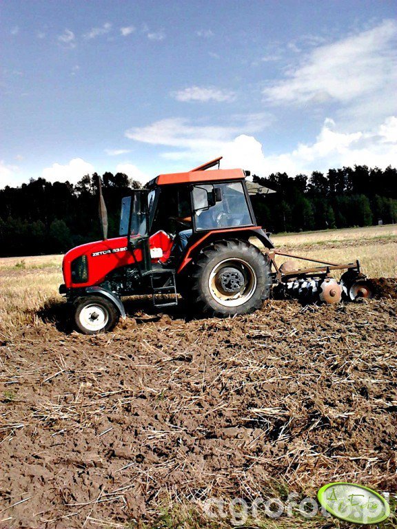 Zetor 5320 + talerzówka 