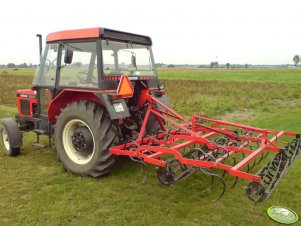 Zetor 5320 z agregatem 