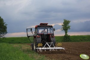 Zetor 5320 z radłami