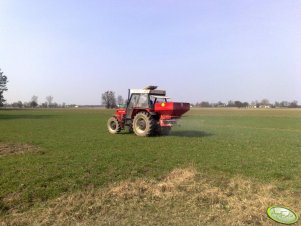 Zetor 6245 + rozsiewacz