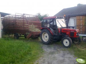 Zetor 6320 + przyczepa samozbierająca