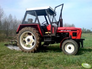 Zetor 7011 + Pług 2-skibowy