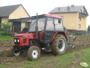Zetor 7011 + pług