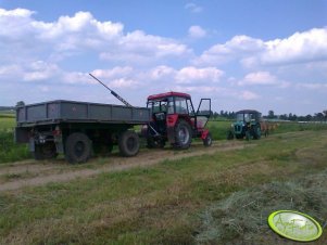 Zetor 7011 + przyczepa  &  Ursus C-328 + przewracarko-zgrabiarka