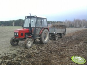 Zetor 7011 + rozrzutnik Sipma