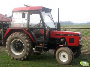 Zetor 7011