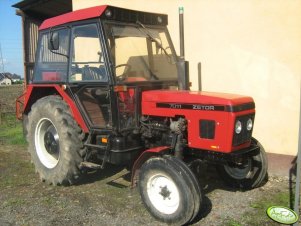 Zetor 7011