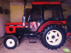 Zetor 7011