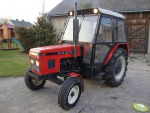 Zetor 7011