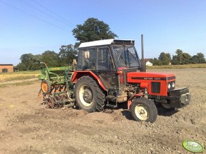Zetor 7211 + Agregat uprawowo-siewny (bierny) + amazone D7 "SPECiAL" typ25