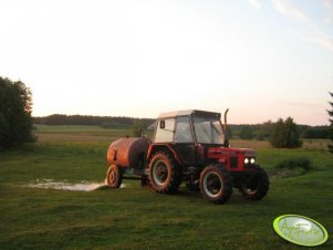 Zetor 7211 + beczka 