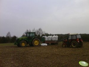 Zetor 7211 i John Deere 7830