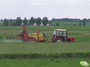 Zetor 7211 + opryskiwacz RAU