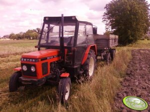 Zetor 7211 + przyczepa