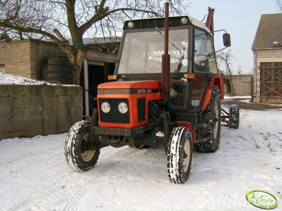 Fotografia Traktor Zetor 7211 #116634 - Galeria Rolnicza Agrofoto