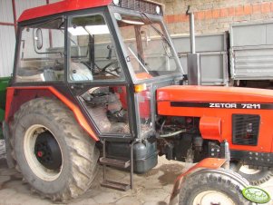 Zetor 7211