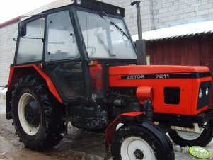 Zetor 7211