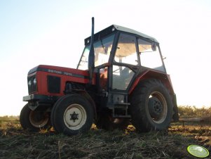 Zetor 7211