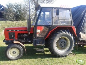 Zetor 7211